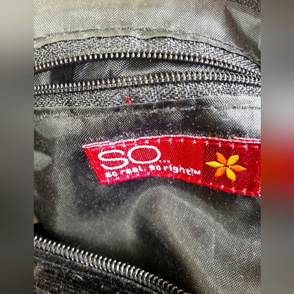 SO Ladies Black Velvet Hand/ Shoulder Purse Embroidered With Roses - Picture 16 of 16